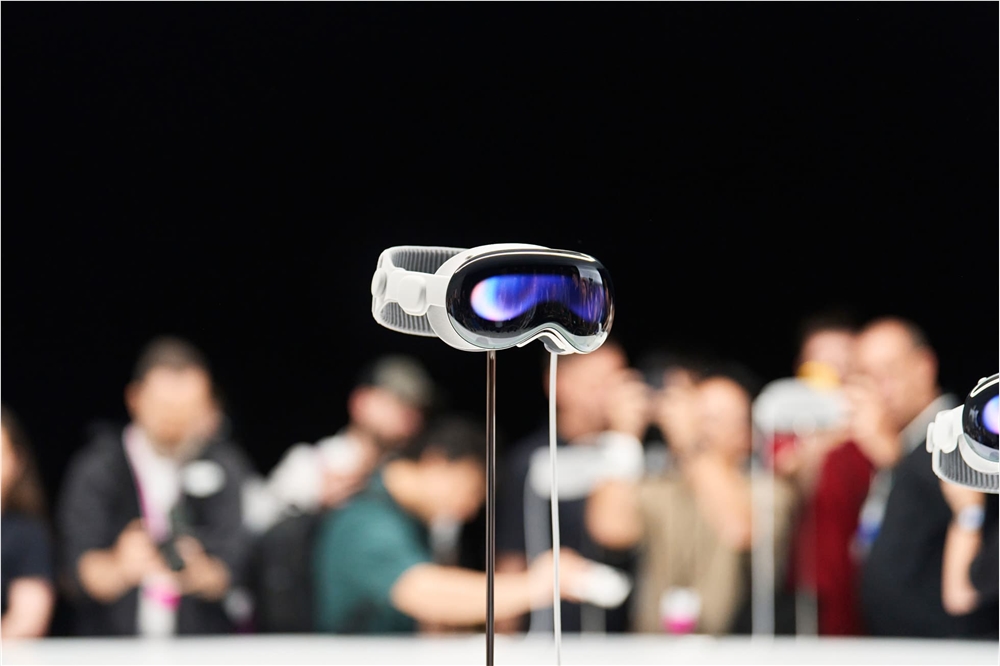 WWDC23，Apple Vision Pro，苹果眼镜，AR，VR，MR，混合现实，虚拟现实